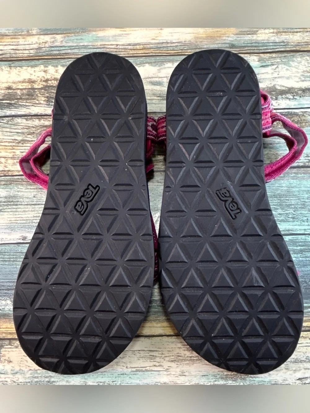 Teva Original Universal Strappy Sandals Womens 7 Pink Nylon Adjustable Straps